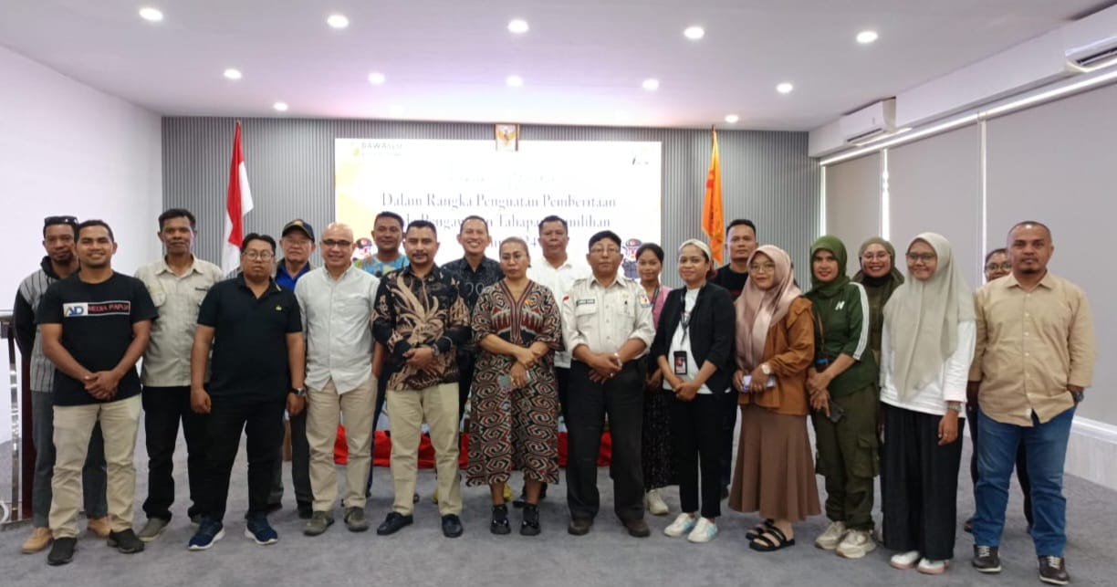 Bawaslu Kota Sorong Gelar Diskusi Penguatan Peran Media dalam Pengawasan Pemilu 2024