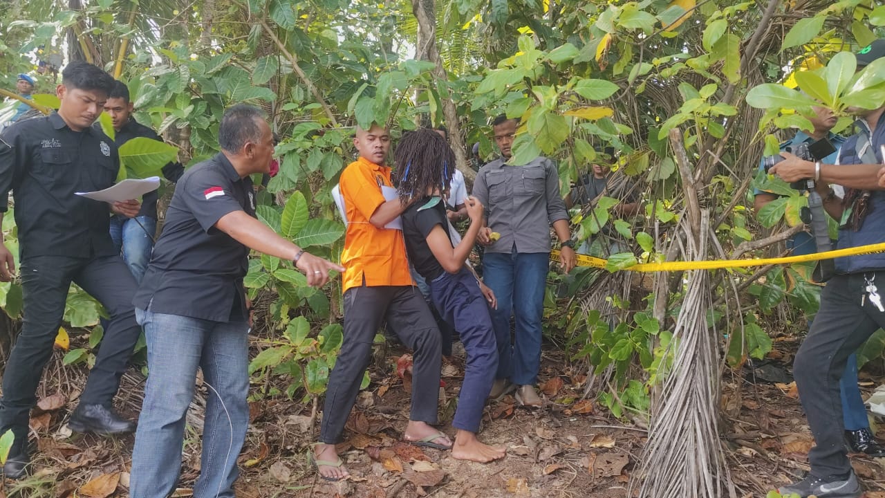 Rekonstruksi Ulang Pembunuhan Kesya di Sorong, Keterangan Tersangka Berubah