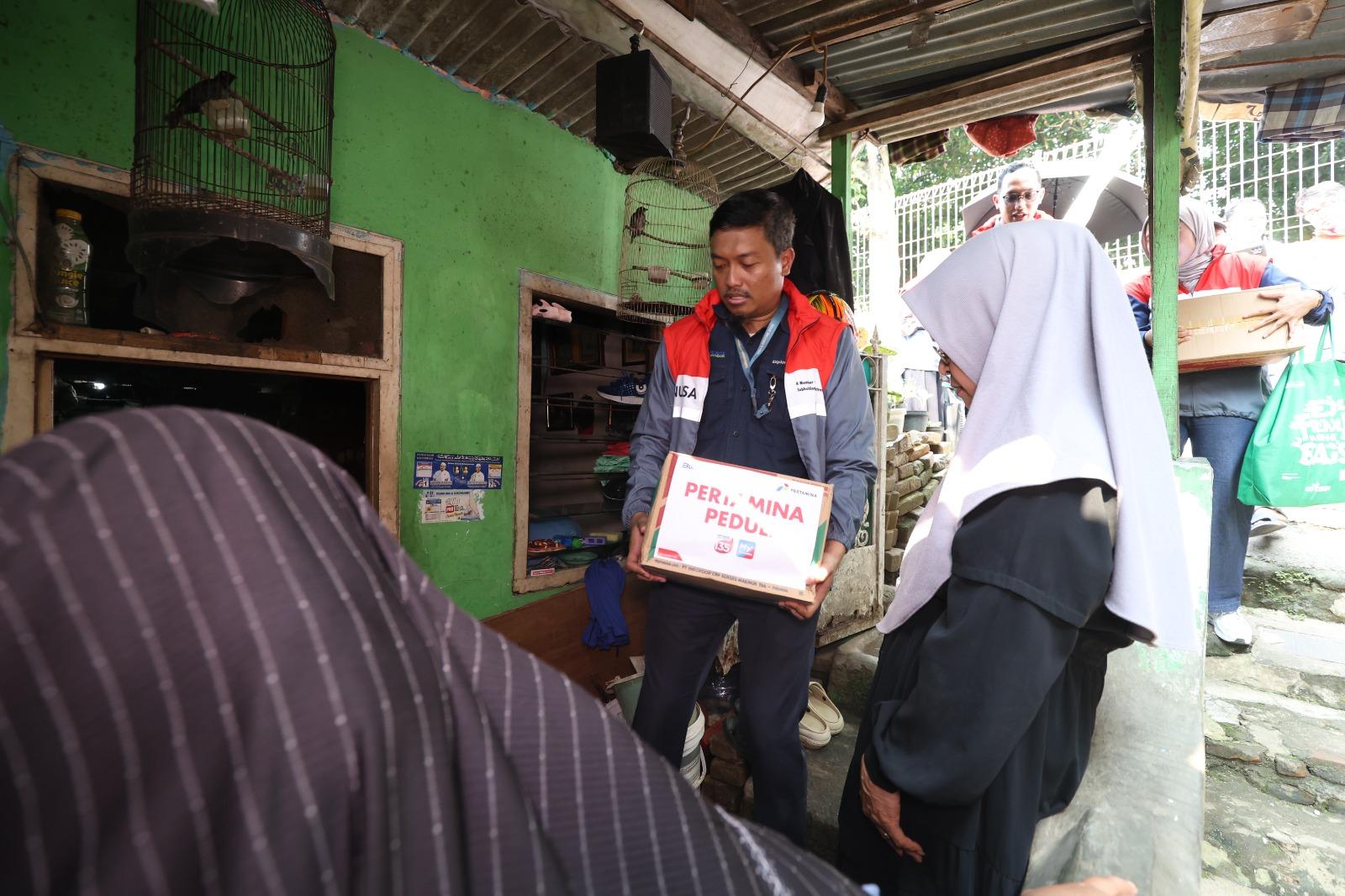 Kepedulian untuk Sesama: Elnusa Gerak Cepat Bantu Korban Banjir Jabodetabek