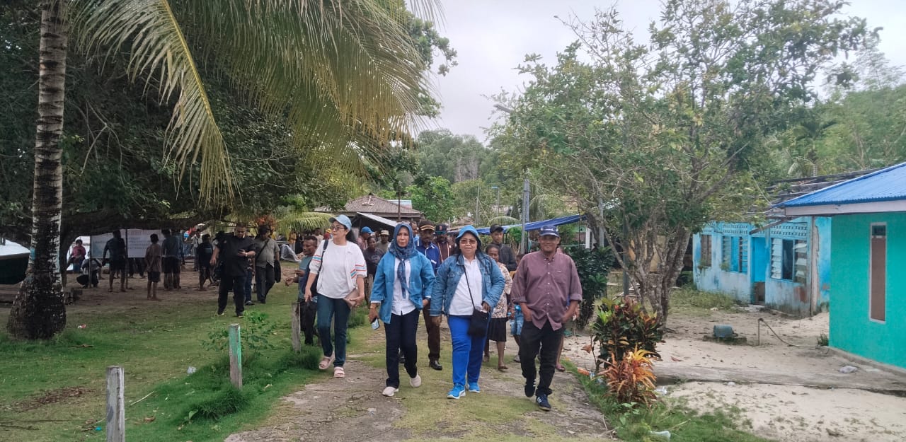 Gabungan Komisi DPRP Papua Barat Daya Gelar Kunker, Dengar Keluhan Masyarakat Raja Ampat 
