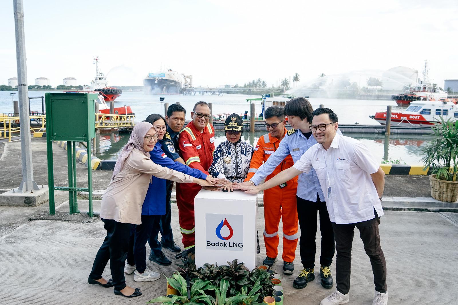 Badak LNG Laksanakan Pengapalan LNG ke-10.000 Menuju Filipina