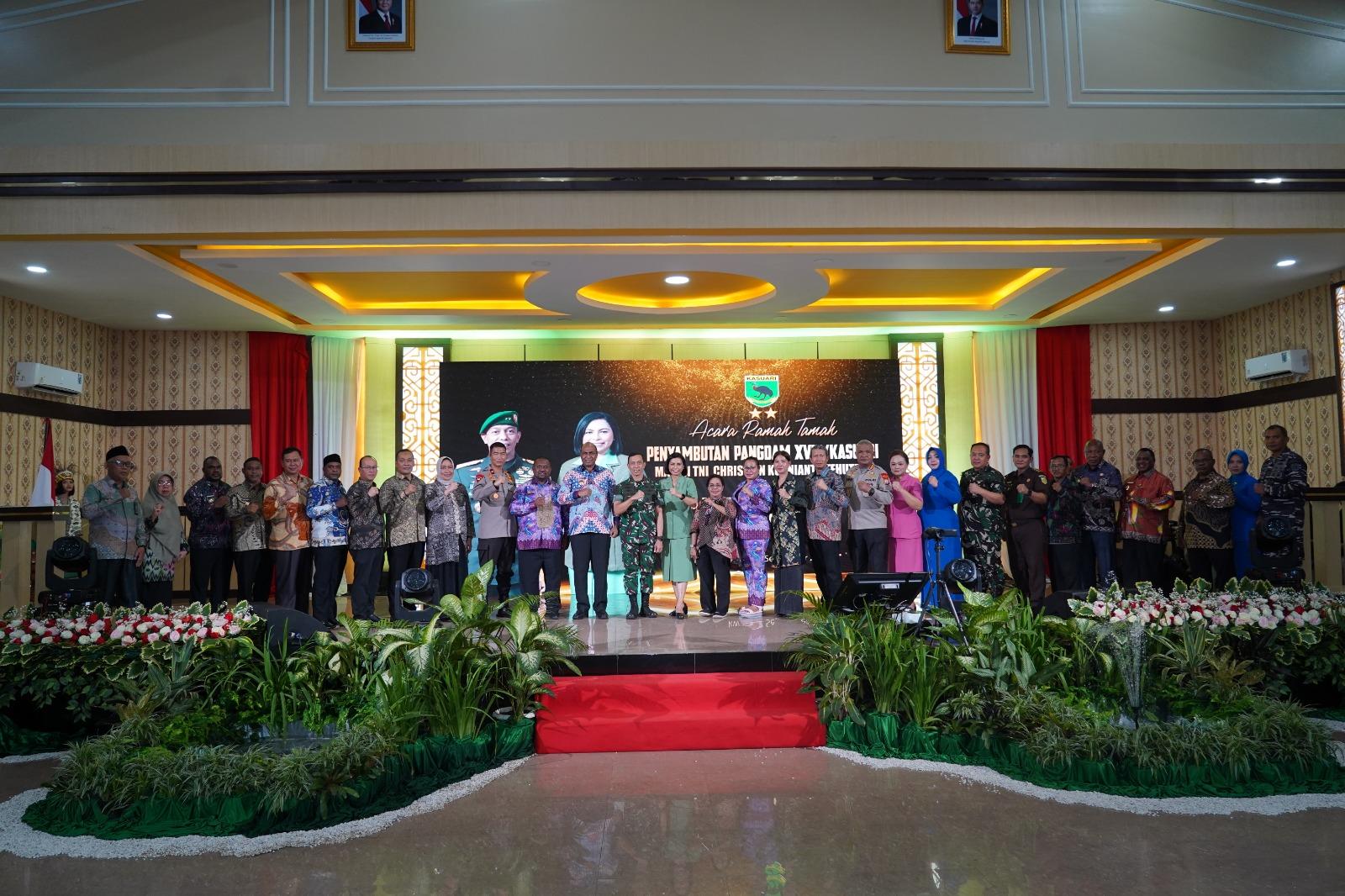 KaBan Kesbangpol Sampaikan Komitmen Gubernur Papua Barat Daya Untuk Bersinergi Dengan KODAM XVIII/ Kasuari