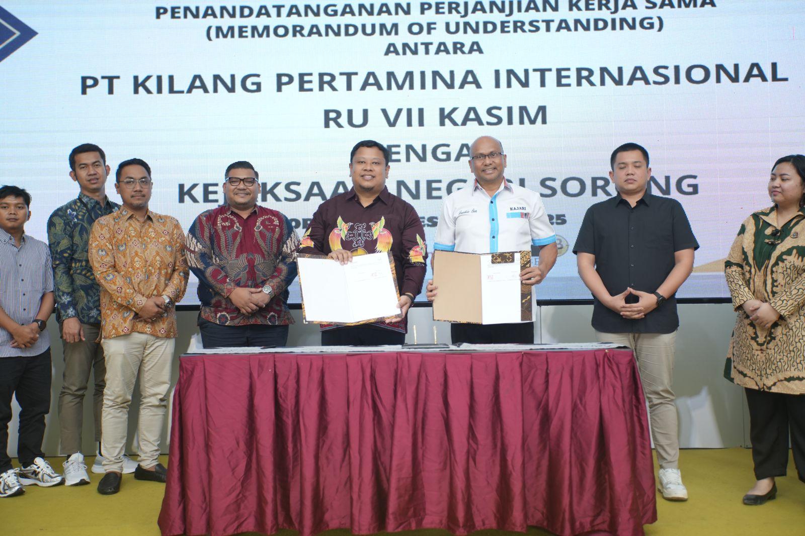 Komitmen Membangun Tata Kelola Berkelanjutan, Kilang Kasim Jalin Sinergi Hukum dengan Kejari Sorong