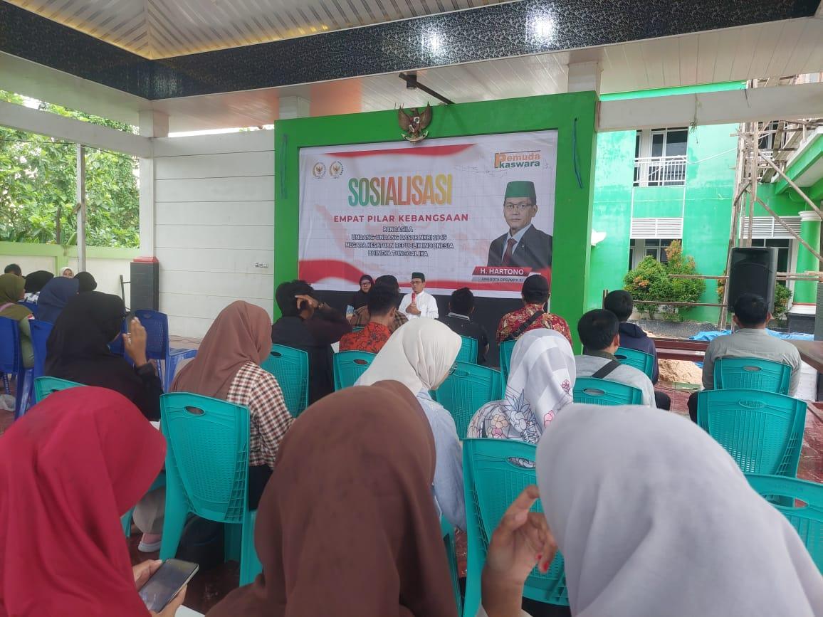 Anggota DPD RI - Hartono Sosialisasikan 4 Pilar Kebangsaan Bagi Pemuda IKASWARA