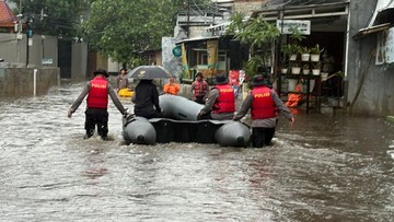 Jakarta Terkepung Banjir: Puluhan RT Terendam dan Ketinggian Air di Cilandak Nyaris Satu Meter