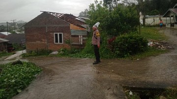 Bencana Puting Beliung Hantam Tapanuli Utara, 70 Rumah di Dua Kecamatan Rusak Parah