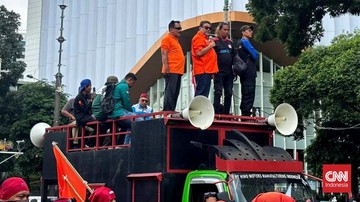Gelombang Protes Buruh Berlanjut: Kebijakan Upah Pramono Anung dan Dedi Mulyadi Digugat Besok