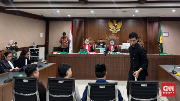 Hakim Tegas! Permohonan Penangguhan Penahanan Delpedro dkk Resmi Ditolak PN Jakarta Pusat