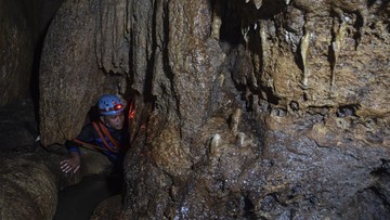 Viral Lubang 'Jalan ke Mekkah' di Makam Sunan Gunung Jati, Juru Kunci Ungkap Fakta Mengejutkan