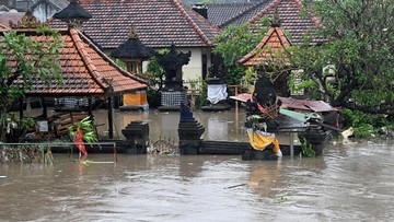 Waspada! Denpasar Dikepung Banjir Akibat Hujan Deras Sejak Pagi, Sejumlah Titik Strategis Terendam