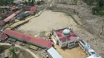 Innalillahi! Korban Tewas Banjir Sumatra Tembus 1.177 Jiwa, Ratusan Ribu Warga Kini Mengungsi