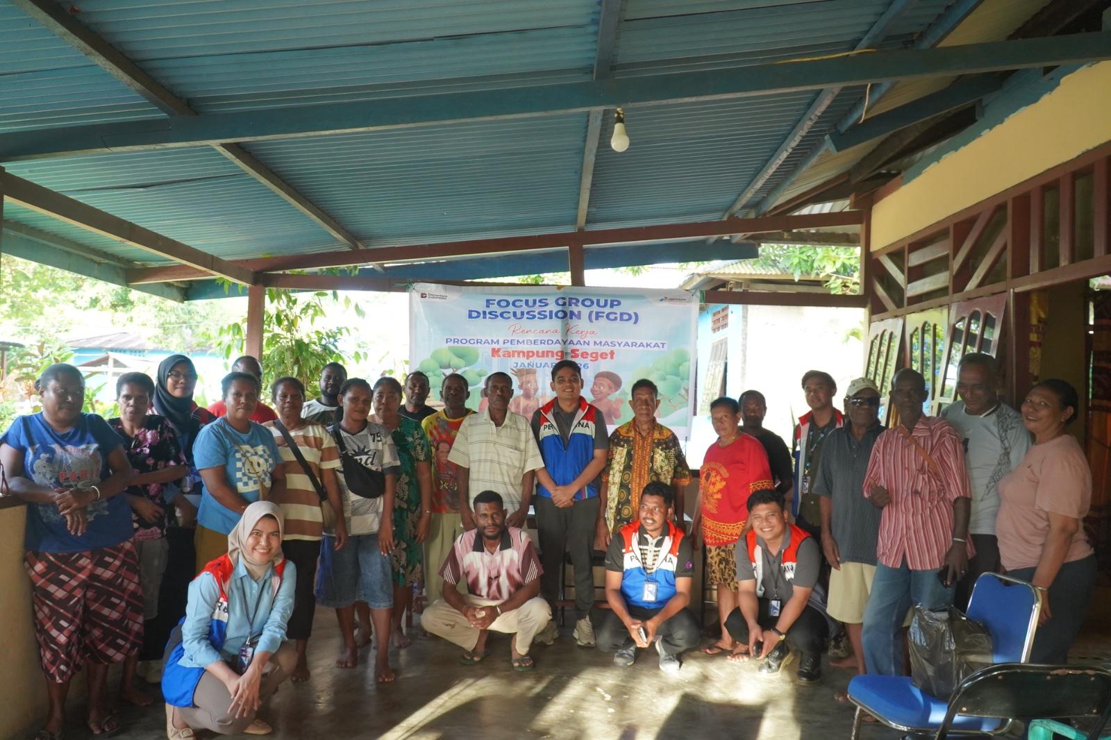 Libatkan Masyarakat sebagai Inisiator Program, Kilang Kasim Laksanakan FGD di Distrik Seget