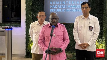 Menteri HAM Natalius Pigai Mengaku Belum Baca Aturan Demo di KUHP Baru, Soroti Minimnya Pelibatan