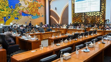 Geger! 6 Fraksi DPR Setuju Pilkada Lewat DPRD, PDIP Tetap Teguh Pilih Langsung