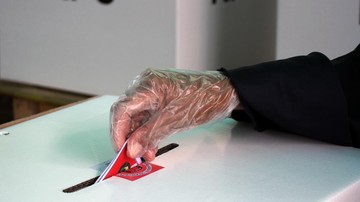 Wacana Pilkada Lewat DPRD: Pakar Peringatkan Risiko Guncangan Stabilitas Politik Nasional