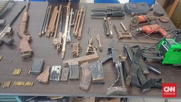 Polisi Bongkar Pabrik Senjata Api Ilegal di Cipacing Sumedang, Terungkap dari Rentetan Aksi Kriminal