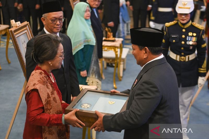Prabowo Resmi Tetapkan 10 Pahlawan Nasional Baru 2025, Inilah Daftar Sosok Inspiratifnya