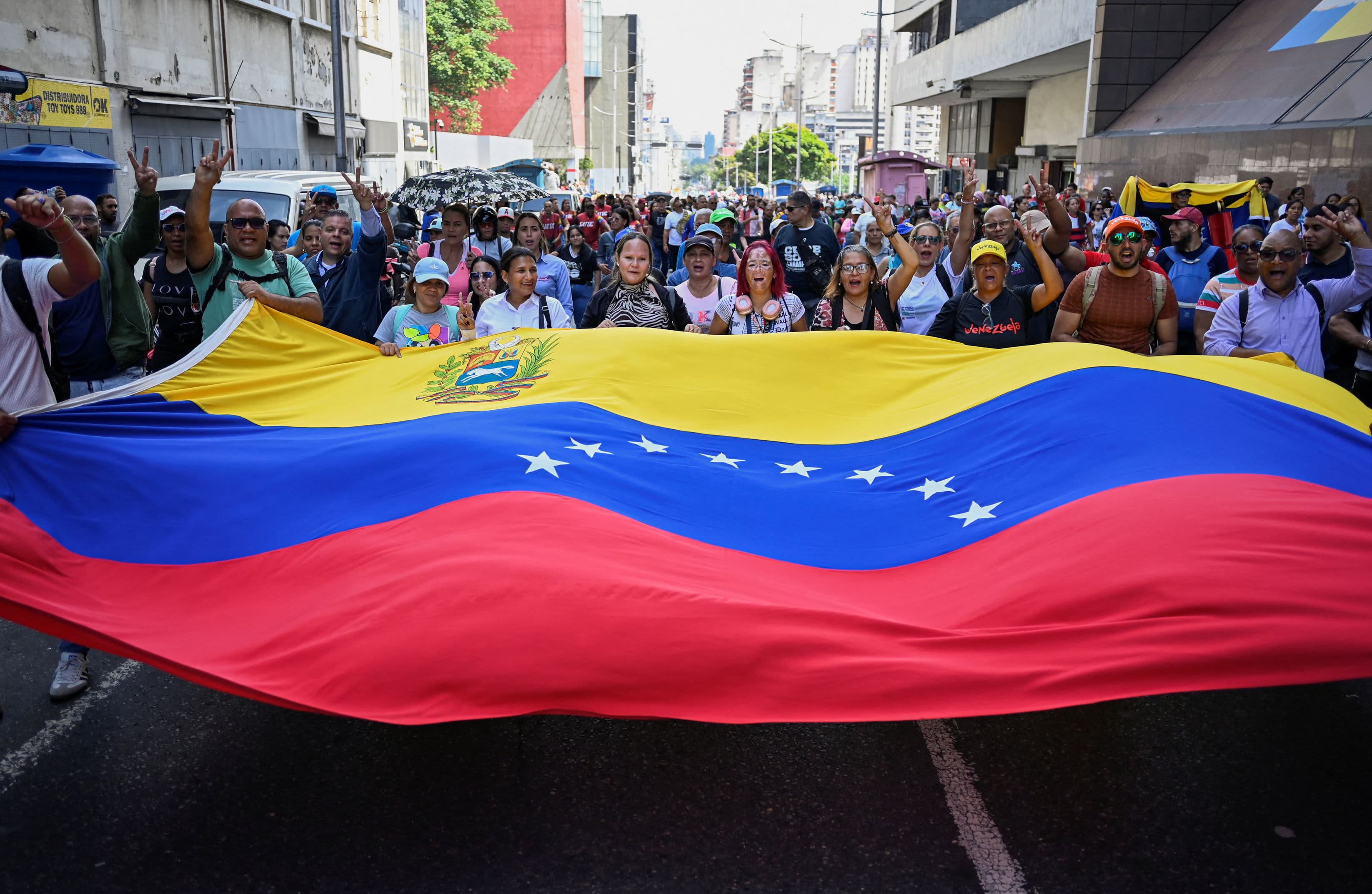 Obligasi Venezuela Jadi Primadona di Wall Street: Peluang Emas atau Jebakan Risiko?