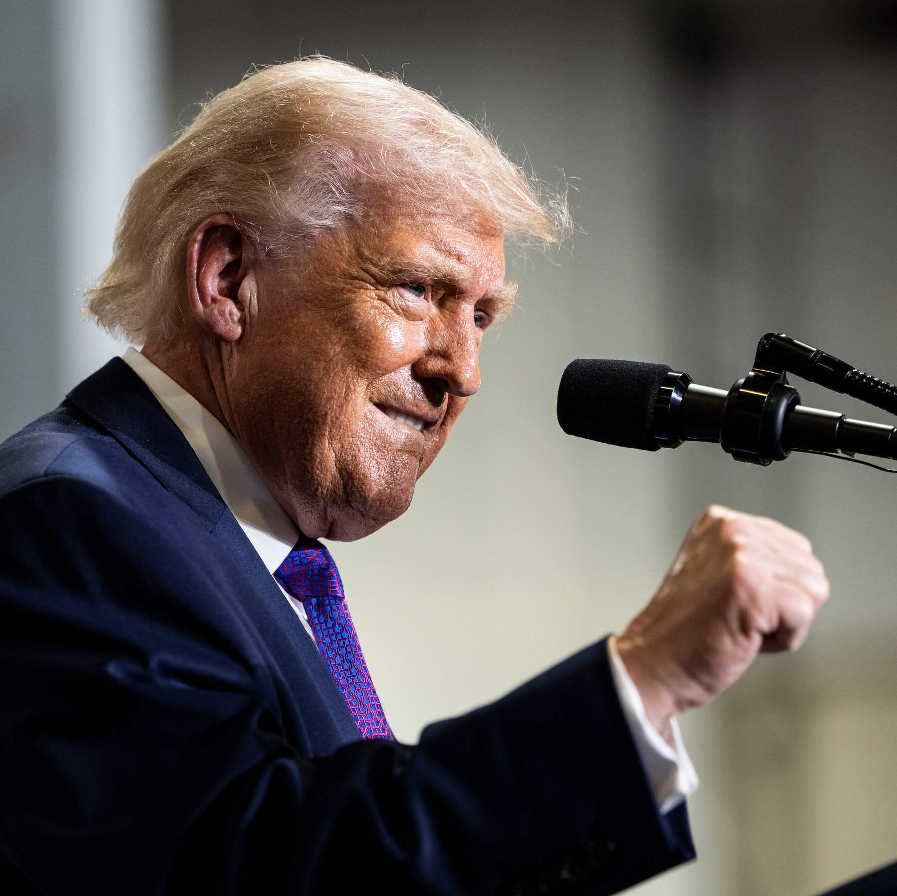 Lewat Label "Epic Fury", Trump Menamai Perang dan Mendefinisikan Masa Kepresidenannya