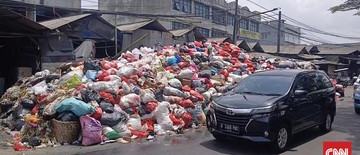 200-ton-sampah-asal-tangsel-dibuang-ke-cileungsi-1767918699.jpg
