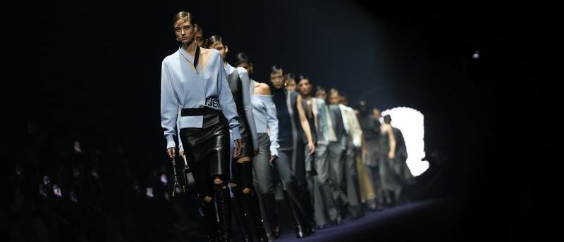 a-definitive-backslide-inside-fashions-worrying-runway-trend-scrape-1767538566.jpg