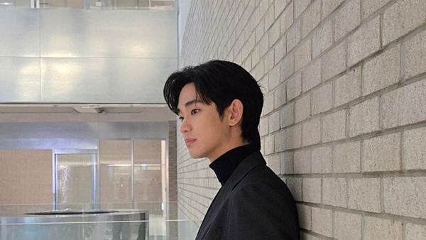 Aktor Kim Soo Hyun Syuting Iklan Fesyen Filipina Juli 2026