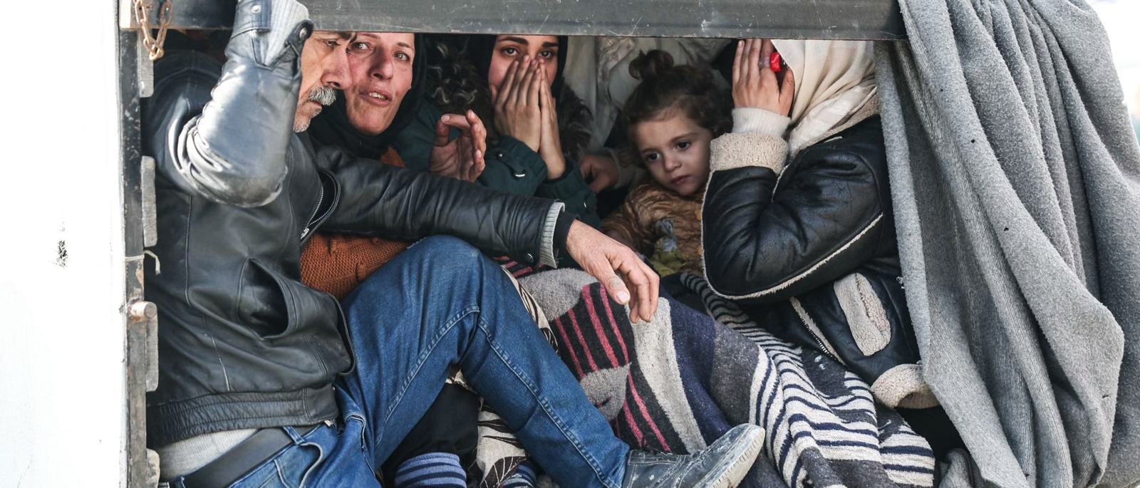 aleppos-residents-caught-between-hope-and-fear-amid-syria-fighting-scrape-1768046642.jpg