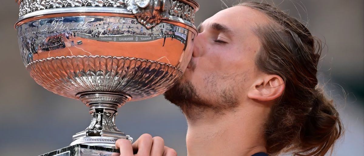 Alexander Zverev Raih Gelar Grand Slam Pertama di Roland Garros