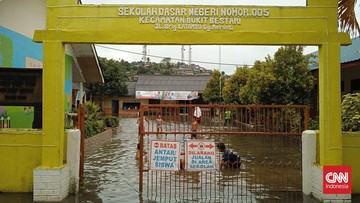 banjir-rob-rendam-rumah-hingga-pertokoan-di-tanjungpinang-kepri-1767803412.jpg