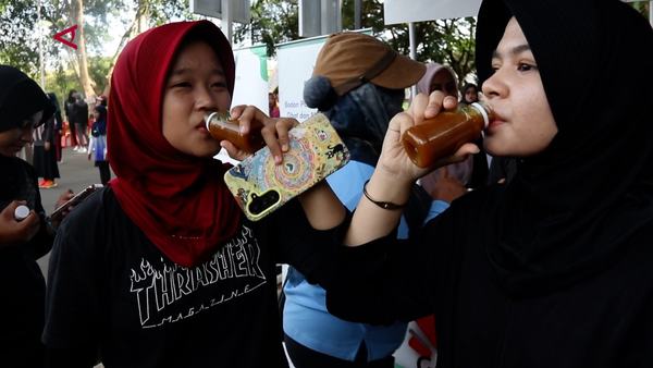 BBPOM Banda Aceh Bagikan Ratusan Botol Jamu Gratis