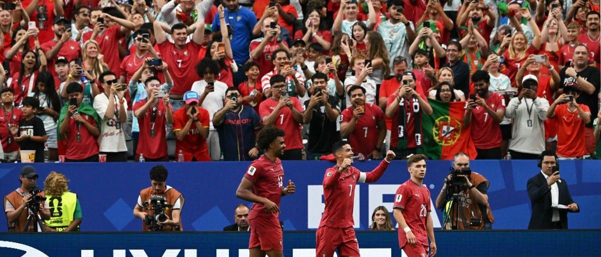 Cristiano Ronaldo cetak brace, Portugal hancurkan Uzbekistan 5-0