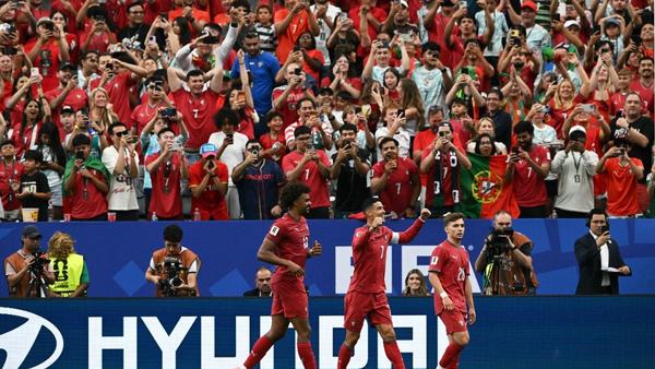 Cristiano Ronaldo cetak brace, Portugal hancurkan Uzbekistan 5-0