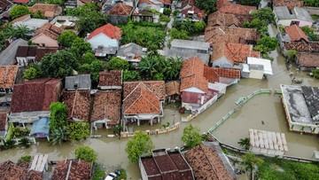 daftar-wilayah-ri-yang-dikepung-banjir-sumatra-banten-hingga-kalsel-1767645581.jpg