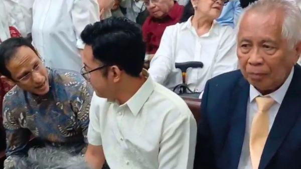 Delpedro Marhaen hingga OC Kaligis hadiri sidang vonis Nadiem Makarim