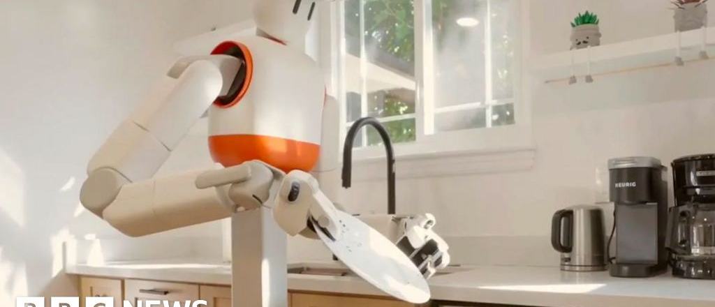 eggie-neo-isaac-and-memo-are-domestic-robots-but-would-you-let-them-load-your-dishwasher-1768264161.jpg