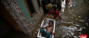 hujan-deras-jakarta-3-rt-cilandak-timur-terendam-banjir-1768190660.jpg