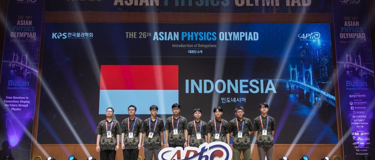 Indonesia Raih Dua Medali Emas Olimpiade Fisika Asia
