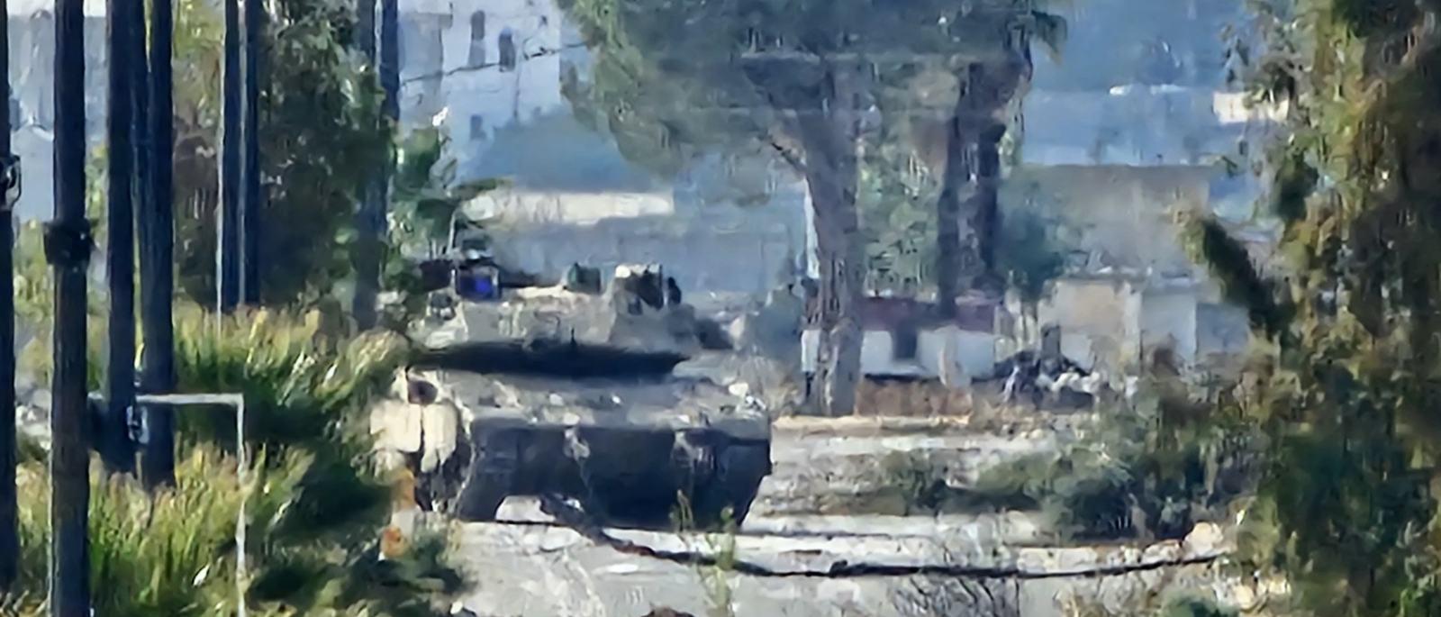 israeli-army-vehicles-enter-quneitra-countryside-village-in-southern-syria-scrape-1767688540.jpg