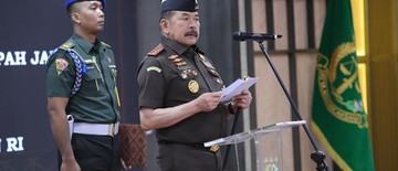 jaksa-agung-mutasi-19-kepala-kejaksaan-negeri-jaksa-kpk-jadi-kajari-1768291545.jpg