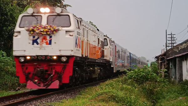 KA Sangkuriang Layani 40.982 Penumpang Jalur Selatan Jawa