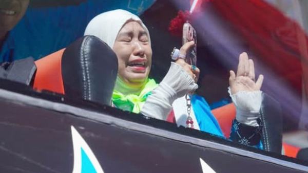 Karawang Berangkatkan Kloter Terakhir Jamaah Calon Haji 2026