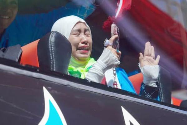 Karawang Berangkatkan Kloter Terakhir Jamaah Calon Haji 2026