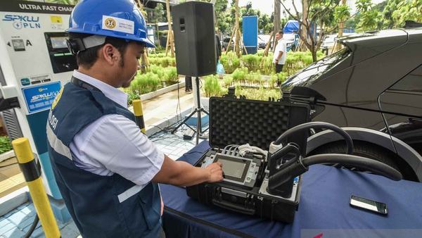Kemendag Luncurkan Layanan Tera Ulang Pengisi Daya Kendaraan Listrik