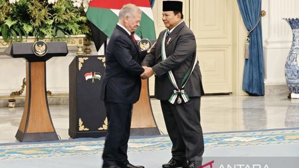kilas-balik-hubungan-bersejarah-prabowo-dan-raja-yordania-1767537144.jpg
