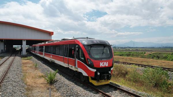 Kinerja Angkutan KA Makassar-Parepare Tumbuh 25,48 Persen