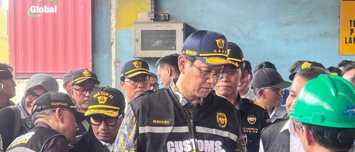 Menkeu Purbaya Minta Regulasi Waktu Inap Barang di Pelabuhan Diperketat