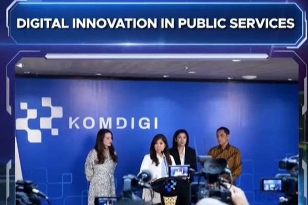 Meutya Hafid Raih Penghargaan Pelayanan Publik Digital Innovation Awards 2026