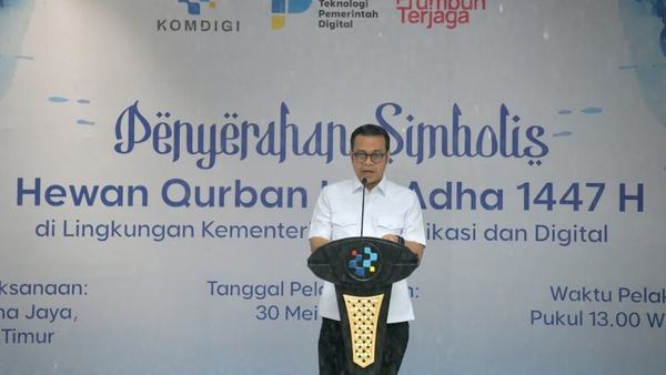 Nezar Patria: Semangat Kurban Diwujudkan Melalui Pelayanan Publik