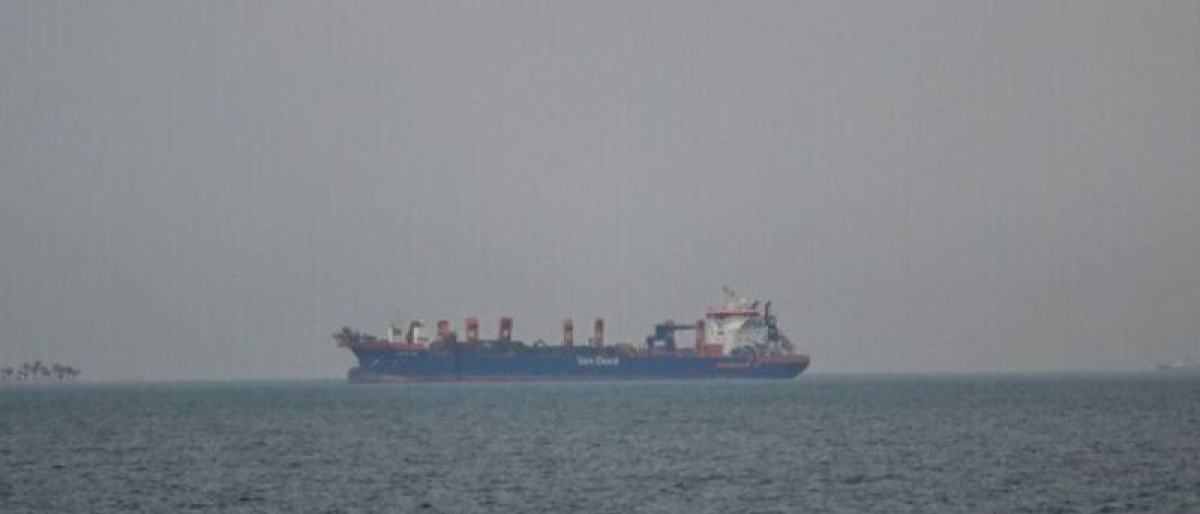 Oman dan Iran Bahas Keamanan Navigasi Selat Hormuz