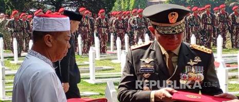 panglima-tni-mayor-zulmi-salah-satu-prajurit-terbaik-di-kopassus-1775365238.jpg